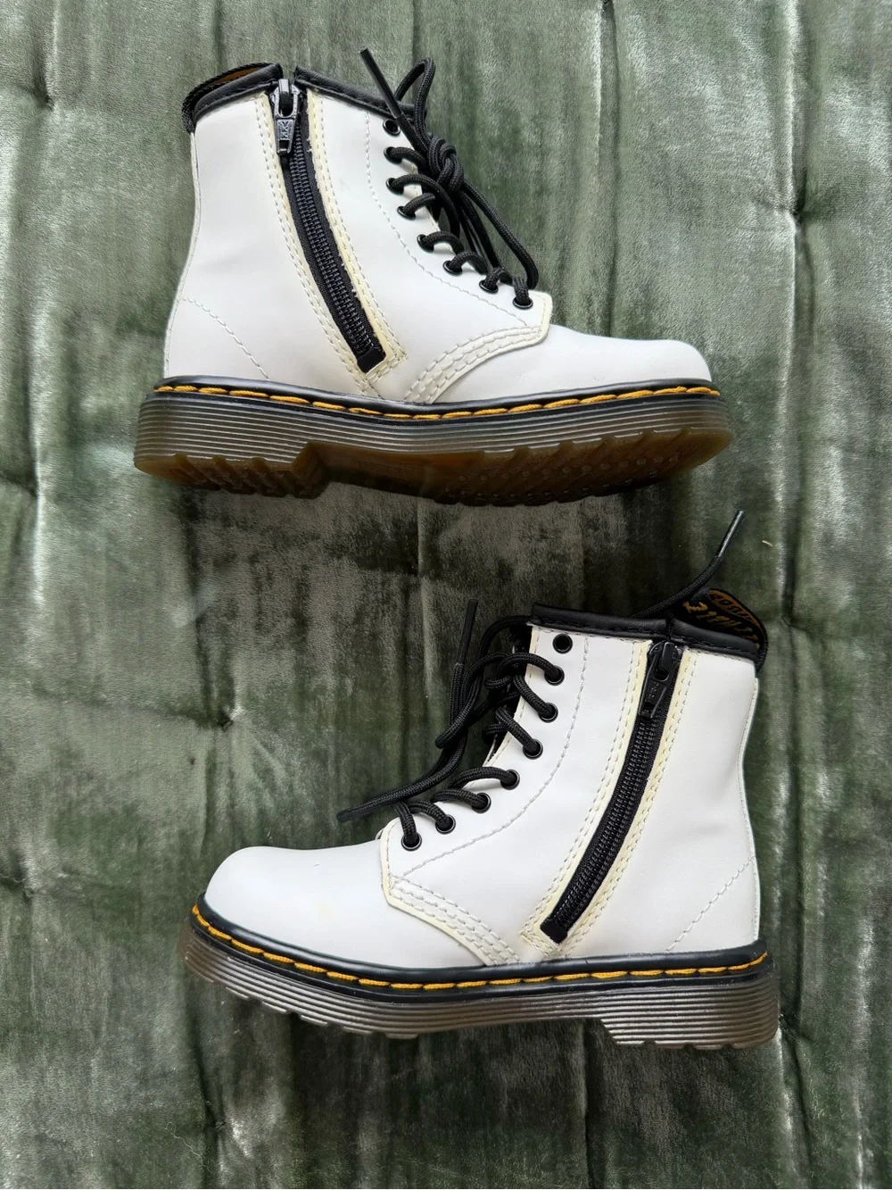 Dr. Martens Toddler Kids' White 1460 Lace-Up Boots Smooth White US8